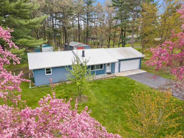 10141 Carousel Ct, Wisconsin Rapids, WI 54494
