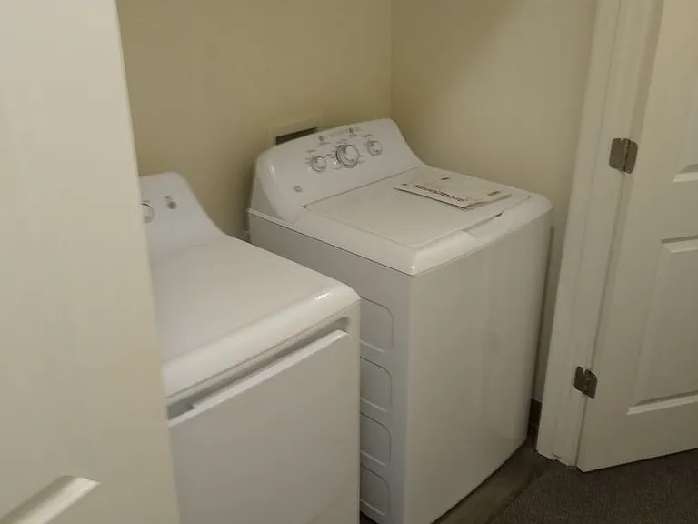 119 N 800 W — Photo 6