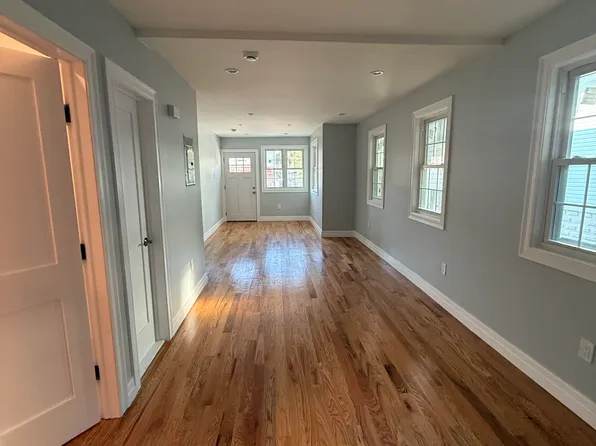 2118 Quimby Ave #1, Bronx, NY 10473