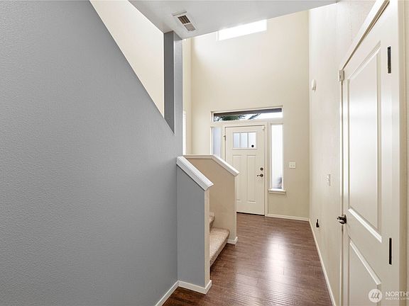 4th image of 16620 22nd Avenue Ct E