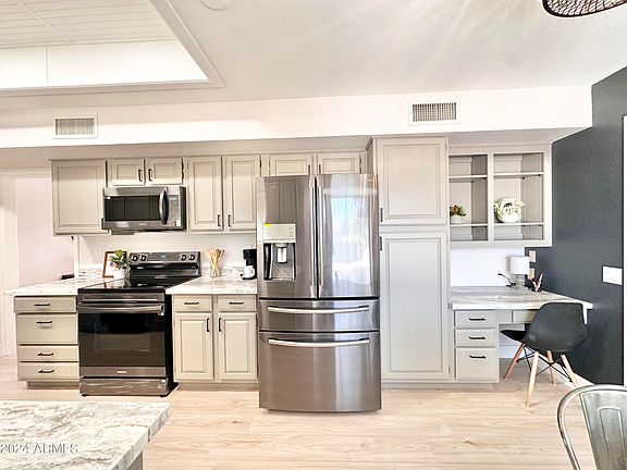 5th image of 20822 N DESERT GLEN Drive