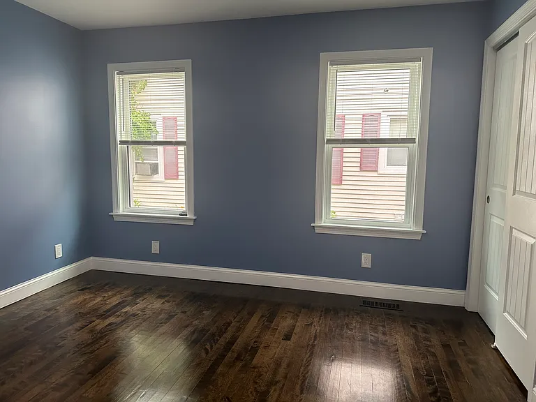 42 Walnut St #1 — Photo 11
