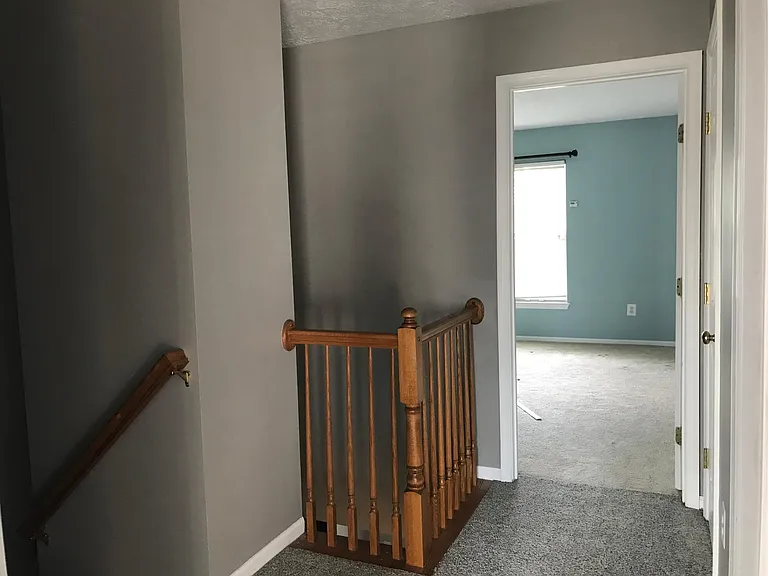 1110 Oakland Ct — Photo 4