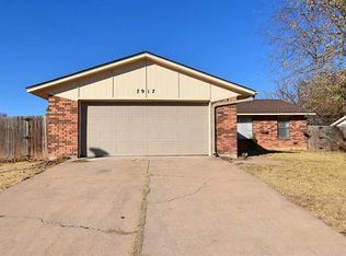7917 NW Echo Rd, Lawton, OK 73505