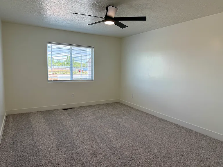 4283 W Highway 56 #9 — Photo 18