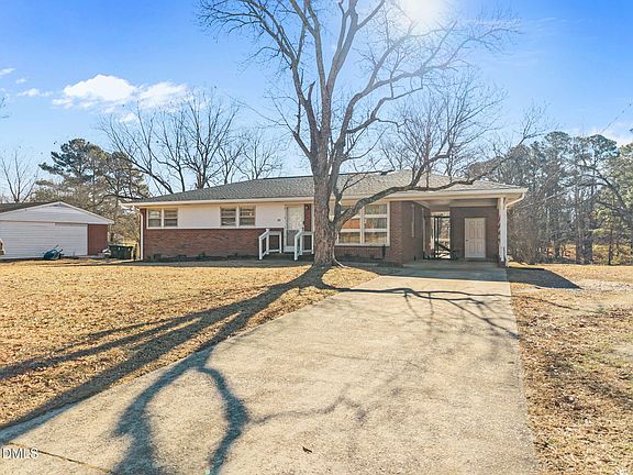 3rd image of 301 Faison Dr