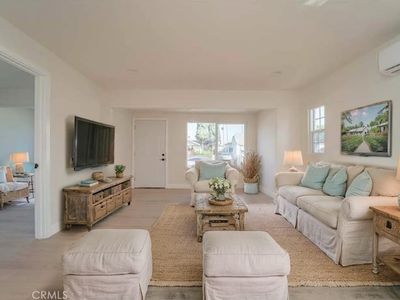 440 W 68th St, Los Angeles, CA, 90003