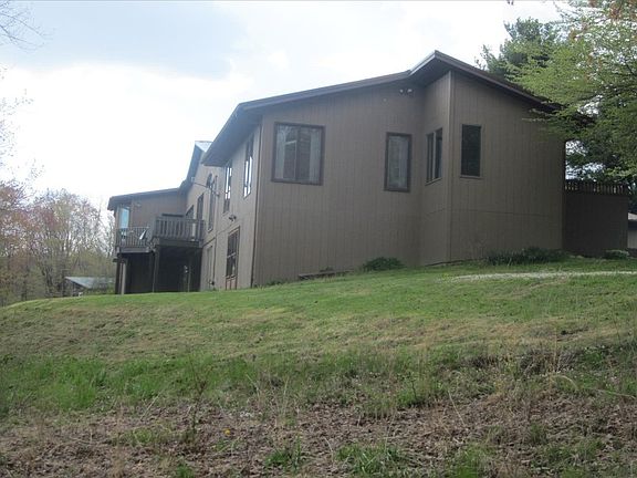 2nd image of 8961 Martinsburg Rd