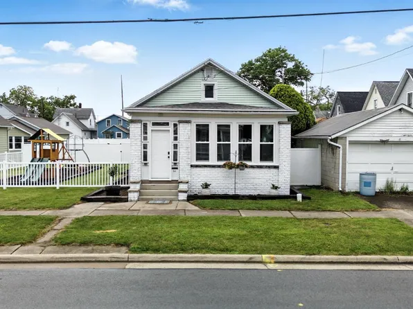 611 Mills St, Sandusky, OH 44870