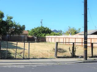 130 W Wetmore St, Manteca, CA 95337