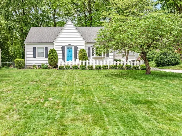 3668 Elm Rd, Stow, OH 44224
