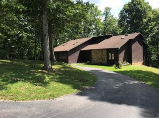 795 Hemlock Ln, Princeton, WV 24739