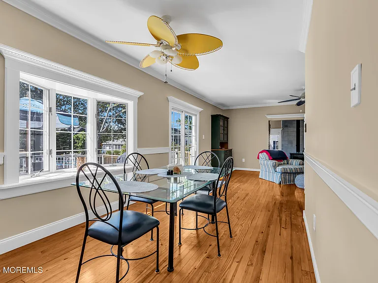 344 E Point Pleasant Ave — Photo 10