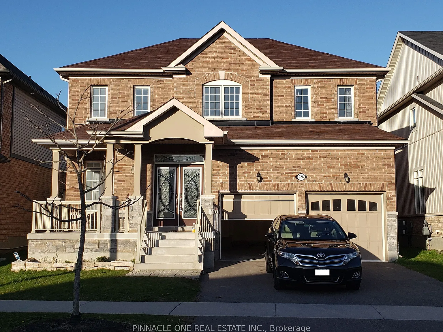 5 bed, $3,500 — Photo 2