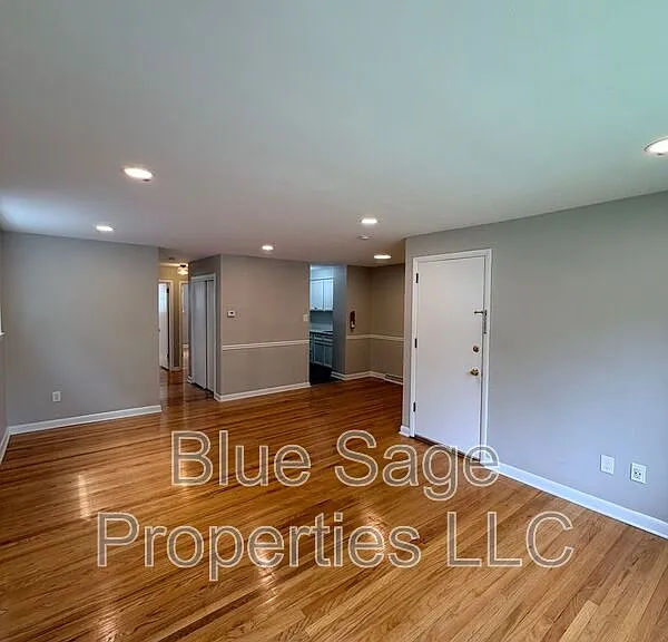 4424 Bloomfield Ave #A — Photo 4