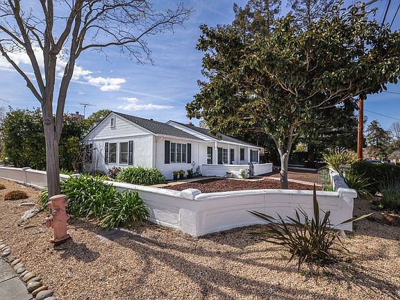 2nd image of 2796 Cowper St