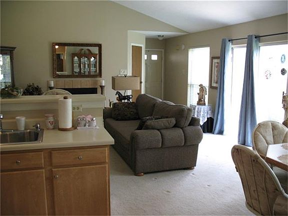 5th image of 16705 Ivy Grove Dr