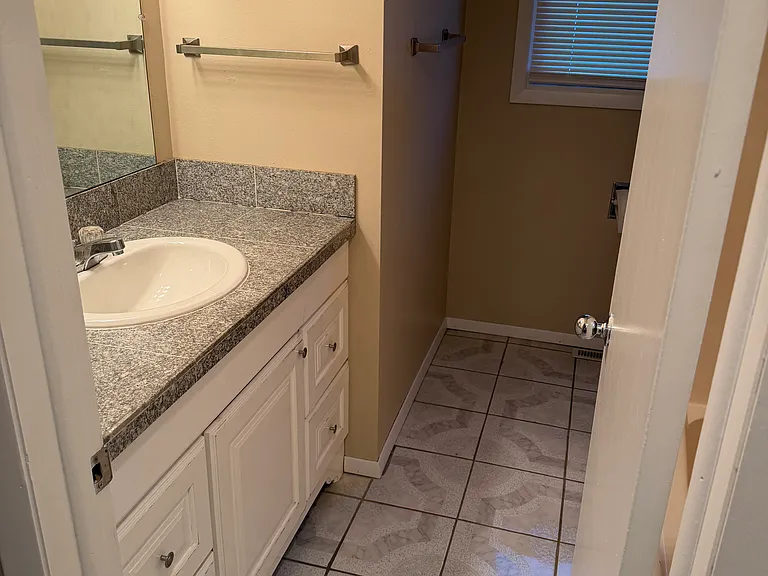 2318 Bluestone Pl #2318 — Photo 6