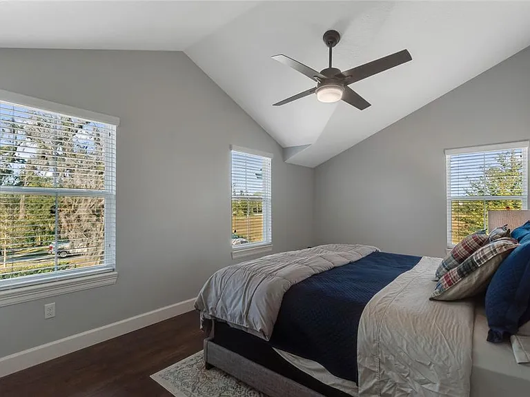 12752 S Lake Sawyer Ln — Photo 8