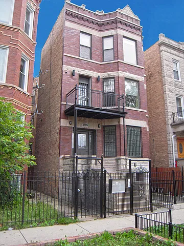 1437 N Washtenaw Ave #1
