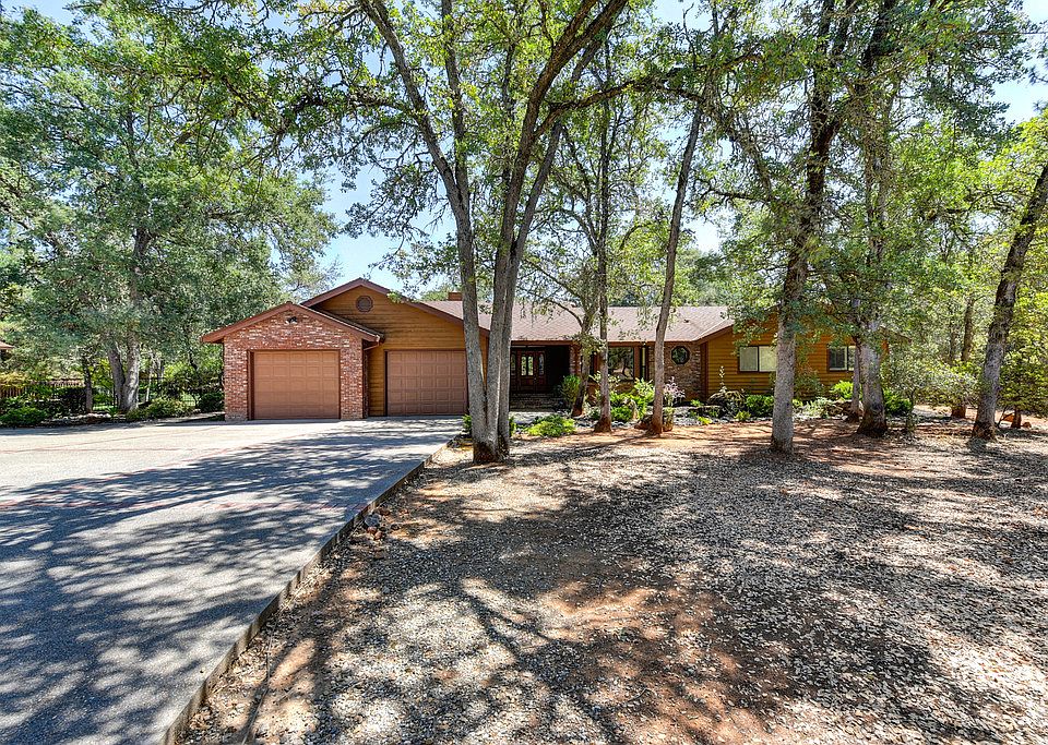 1st image of 2831 Carlson Dr