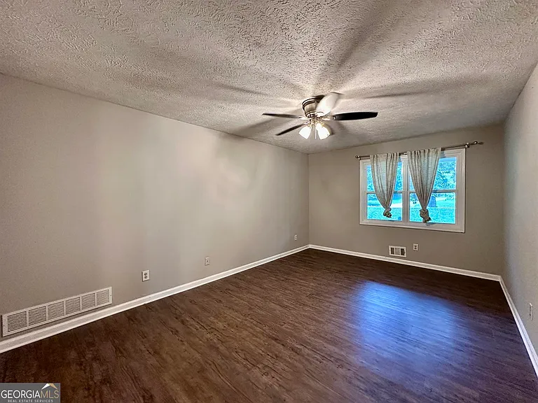197 Rock Garden Ter NW — Photo 17
