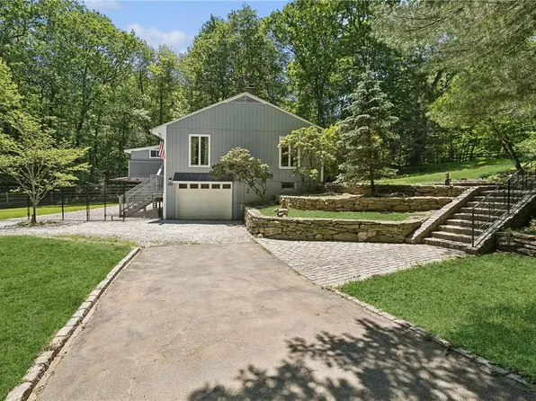 45 Lockwood Road, South Salem, NY 10590