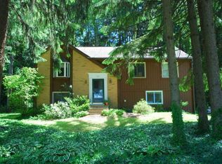 5451 Woodlawn Dr, Edinboro, PA