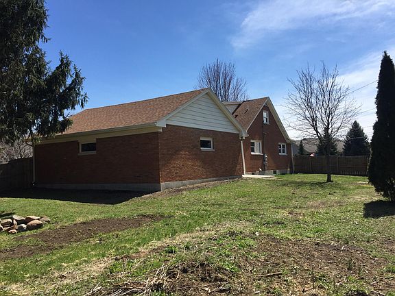 4th image of 10995 James St