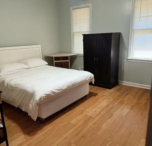 630 Alma Ct — Photo 4