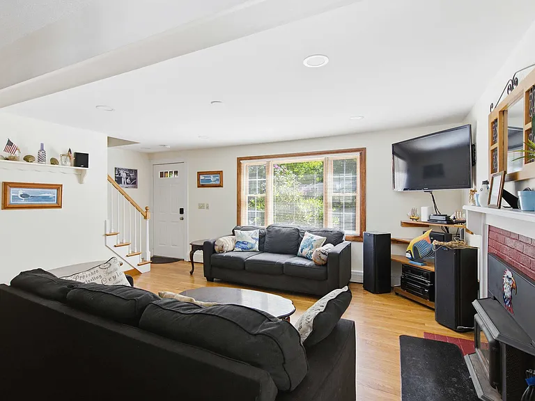 227 Teaticket Path — Photo 31
