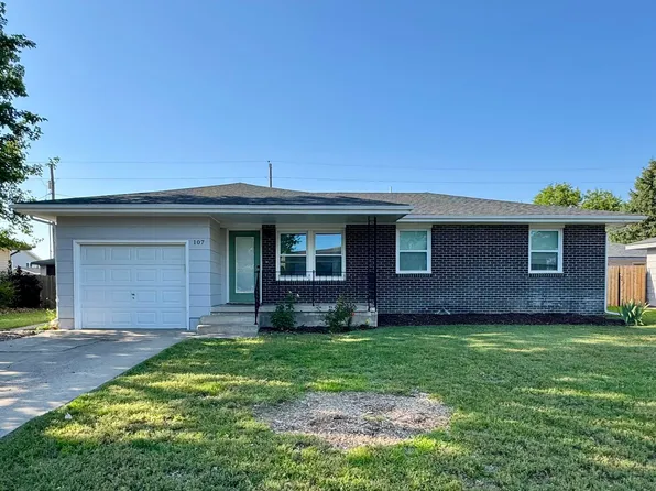 107 W 36th St, Hays, KS 67601
