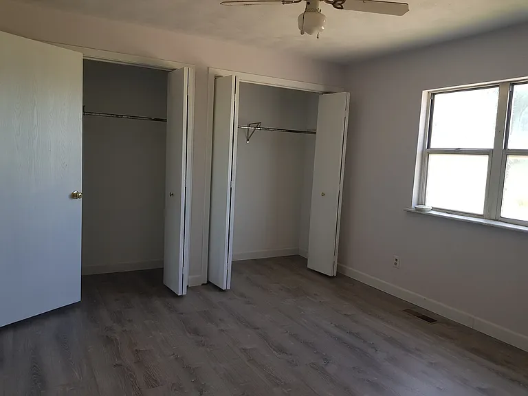 1309 W Chestnut St #5 — Photo 10