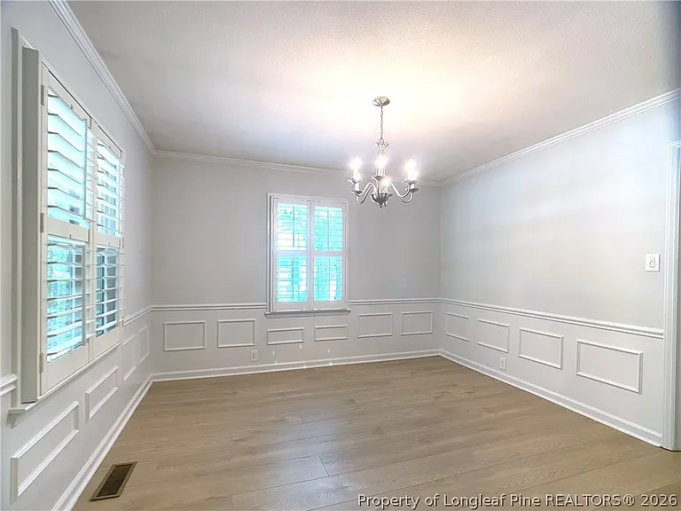 2721 Mirror Lake Dr — Photo 5