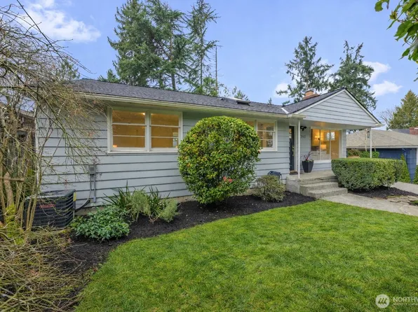 2527 72nd Avenue SE, Mercer Island, WA 98040