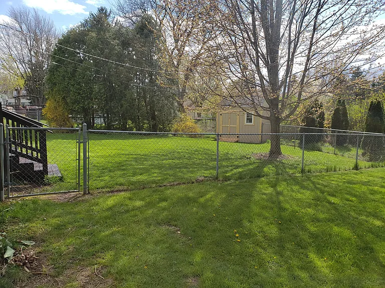 Beldon Dr — Photo 11