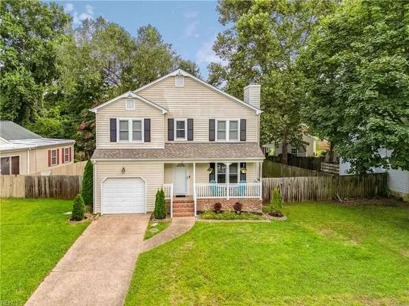 108 Spring Trace Ln, Newport News, VA 23601