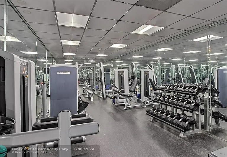 2200 S Ocean Ln #3 — Photo 24
