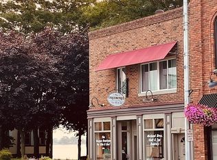 335 S Water St, Marine City, MI 48039