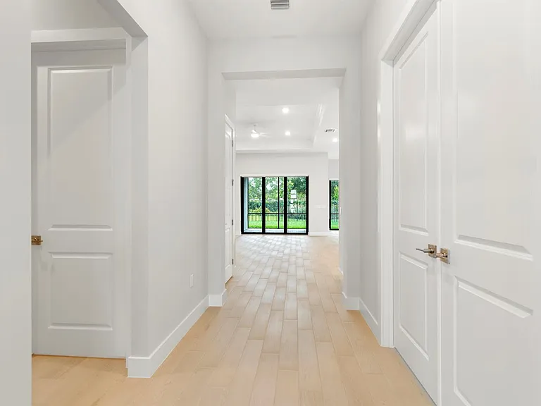 9195 Cape Honey Bee Ln — Photo 5