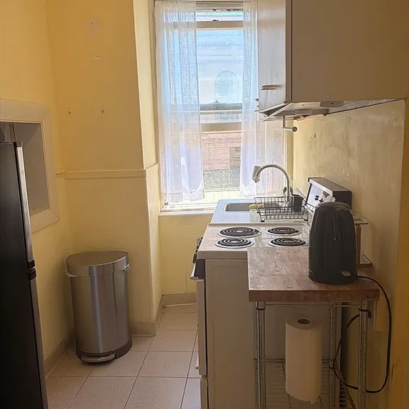 21 Beacon St #8A — Photo 18