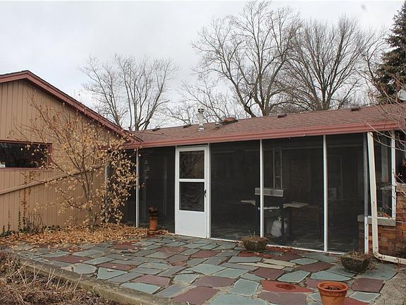 5th image of 905 W Tilmor Dr