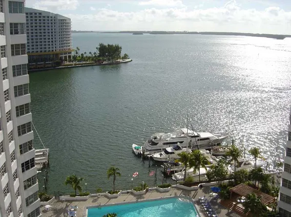 825 Brickell Bay Dr, Miami, FL