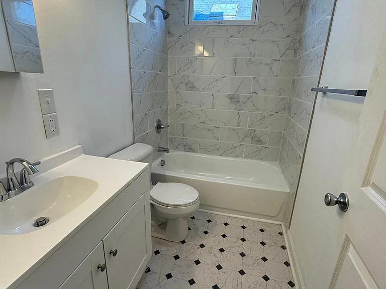 1709 Sherman Ave #2 — Photo 8