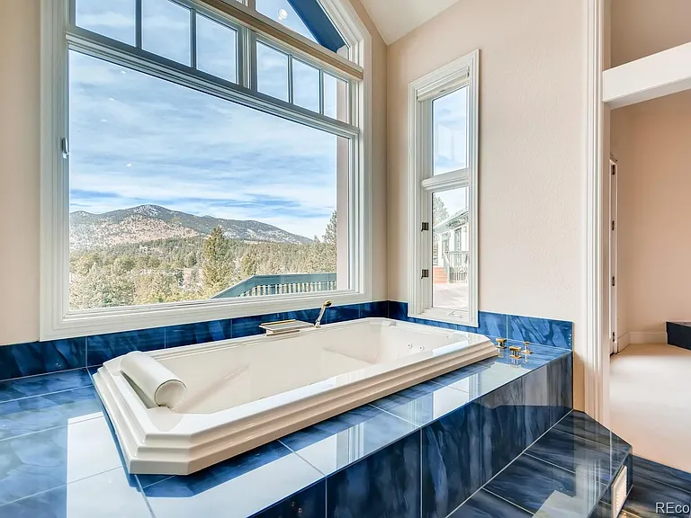 3883 Mountainside Trl — Photo 21