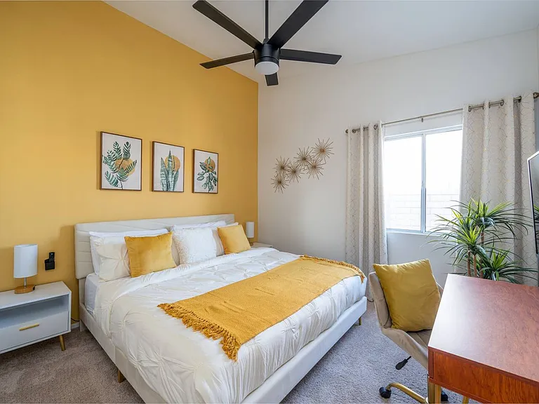 Buckskin Cir — Photo 52