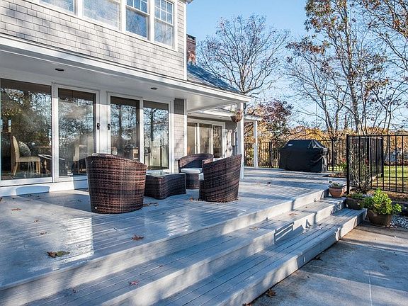 Decks leading to Pool