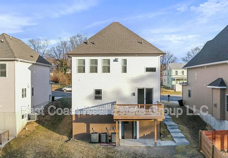 530 N 3rd St #A — Photo 45