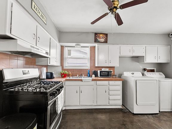 4th image of 7051 Hodde St