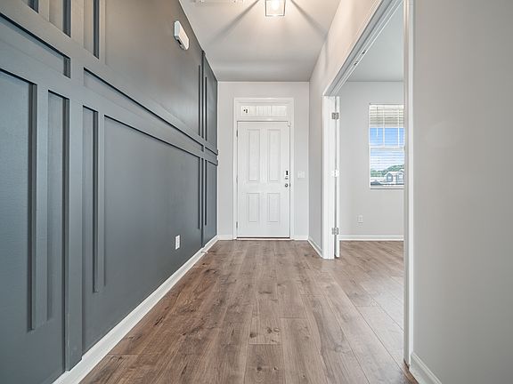 3rd image of 7103 Sunny Parks Dr